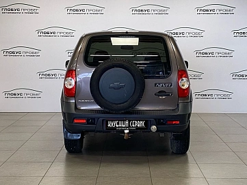Chevrolet Niva, 2013г, передний привод, механика