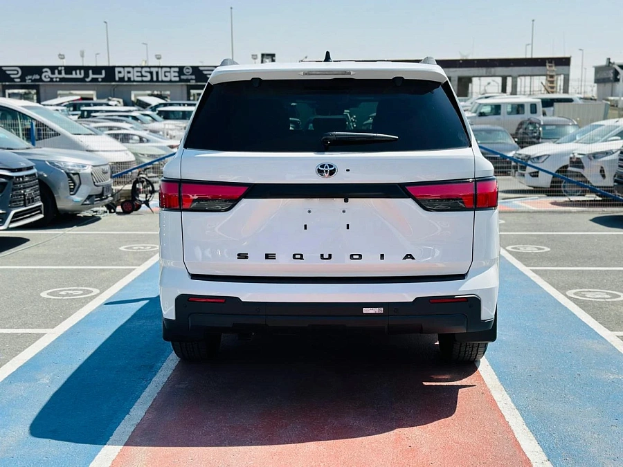 Toyota Sequoia, 2024г., полный привод, автомат