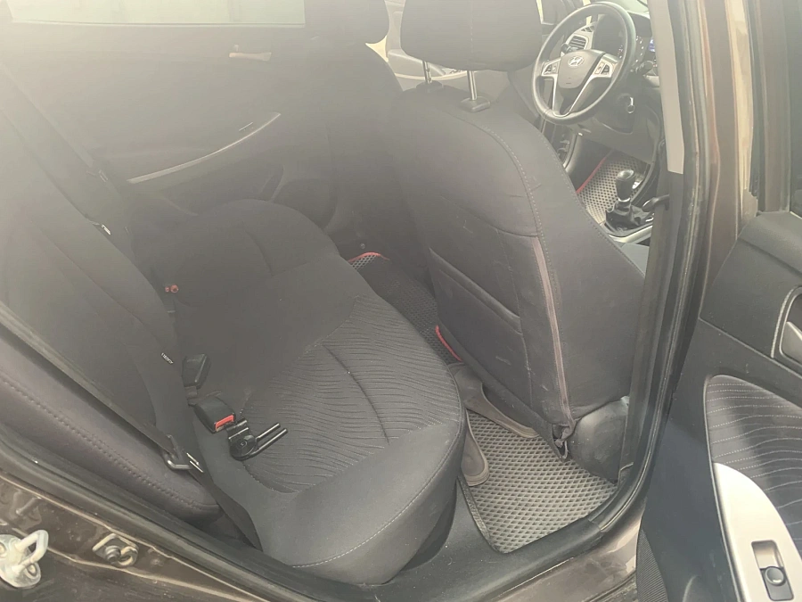 Hyundai Solaris, 2016г., передний привод, механика