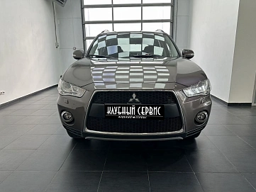 Mitsubishi Outlander, 2012г, полный привод, вариатор