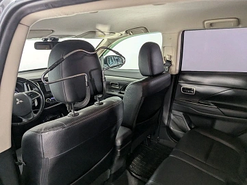 Mitsubishi Outlander, 2013г, полный привод, вариатор