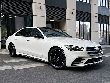 Mercedes-Benz S-Класс, 2023г., полный привод, автомат