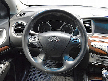 Infiniti QX60, 2019г, полный привод, вариатор
