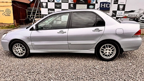 Mitsubishi Lancer, 2005г, передний привод, механика