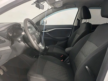 Lada (ВАЗ) Vesta, 2019г, передний привод, механика