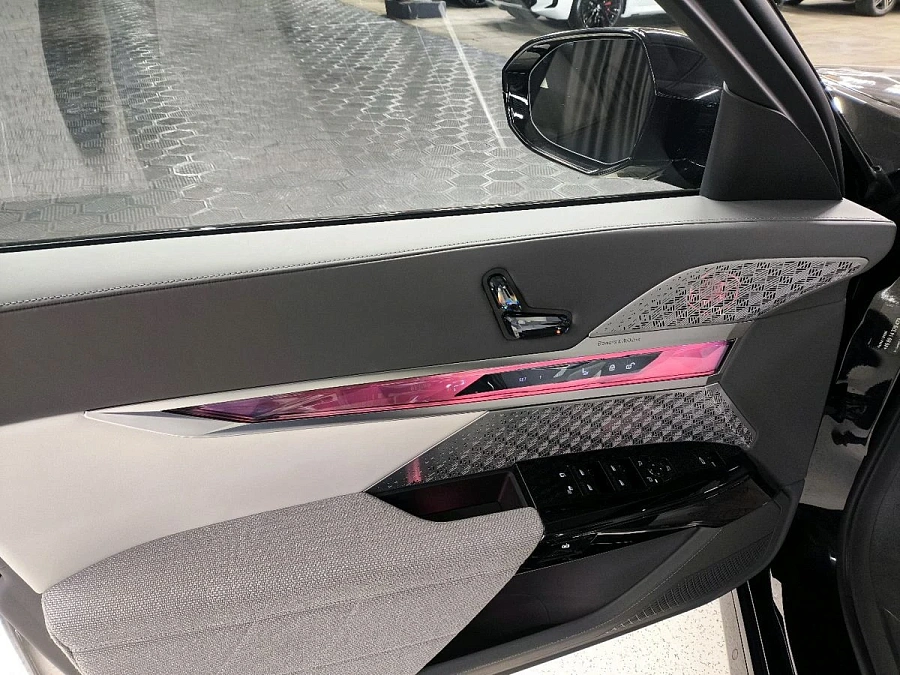 BMW , 2024г., полный привод, автомат