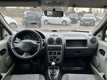 Renault Logan, 2008г, передний привод, механика