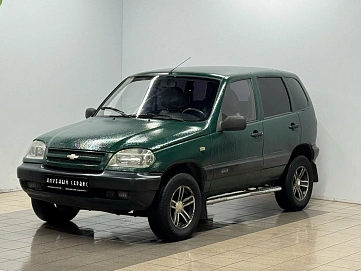 Chevrolet Niva, 2004г, полный привод, механика