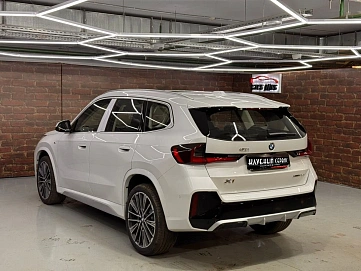 BMW X1, 2025г, полный привод, робот