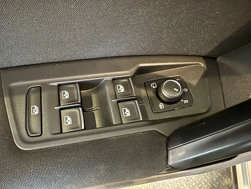 Volkswagen Tiguan, 2017г, передний привод, автомат