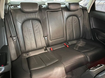 Audi A6, 2014г, передний привод, вариатор