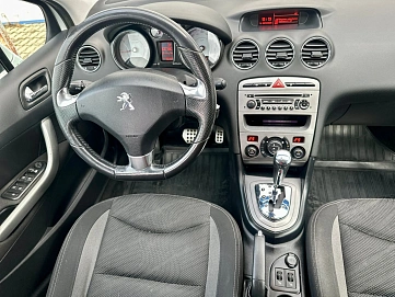 Peugeot 408, 2014г, передний привод, автомат
