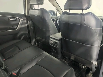 Toyota RAV4, 2021г, полный привод, автомат