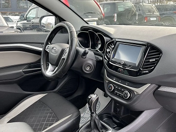 Lada (ВАЗ) Vesta, 2018г, передний привод, механика