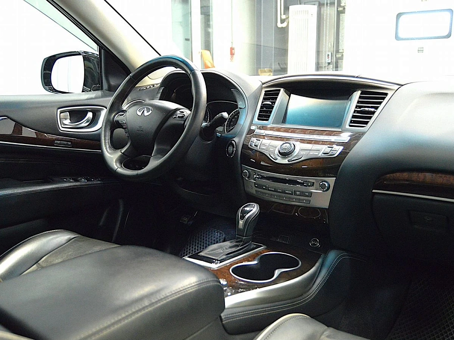 Infiniti QX60, 2019г., полный привод, вариатор