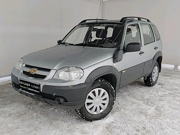 Chevrolet Niva, 2015г, полный привод, механика