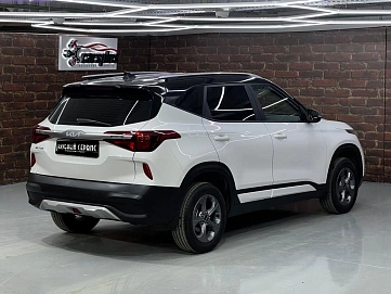 Kia Seltos, 2022г, передний привод, автомат