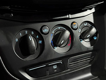 Ford Focus, 2012г, передний привод, механика