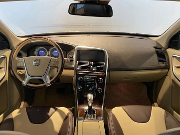 Volvo , 2012г., передний привод, автомат