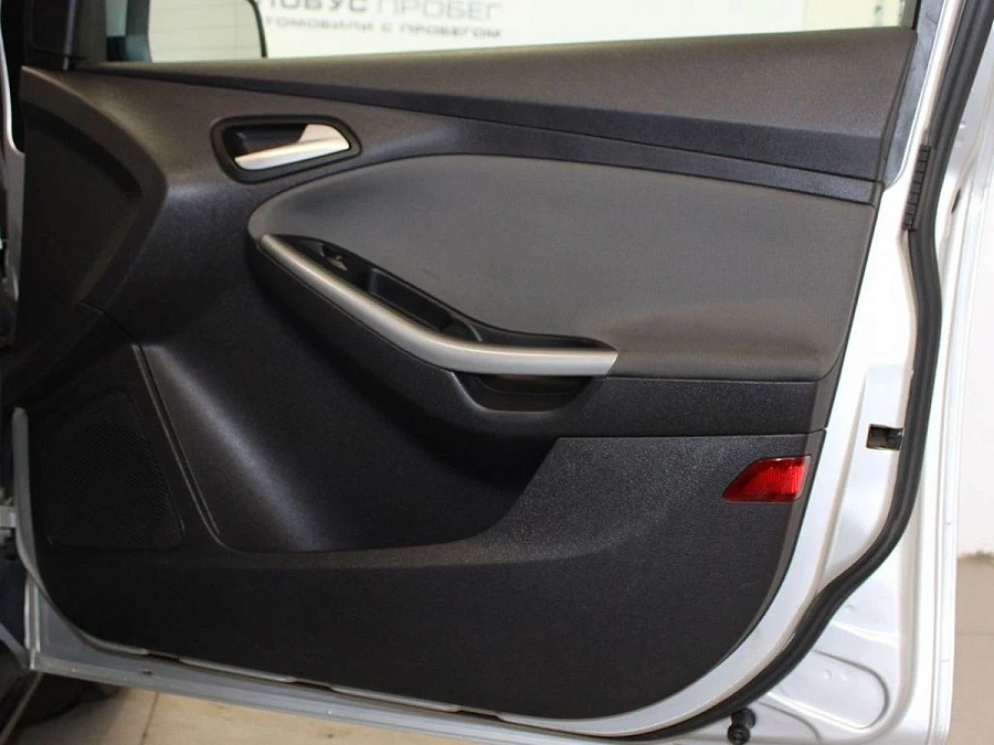 Ford Focus, 2012г., передний привод, механика