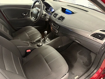 Renault Megane, 2013г, передний привод, механика