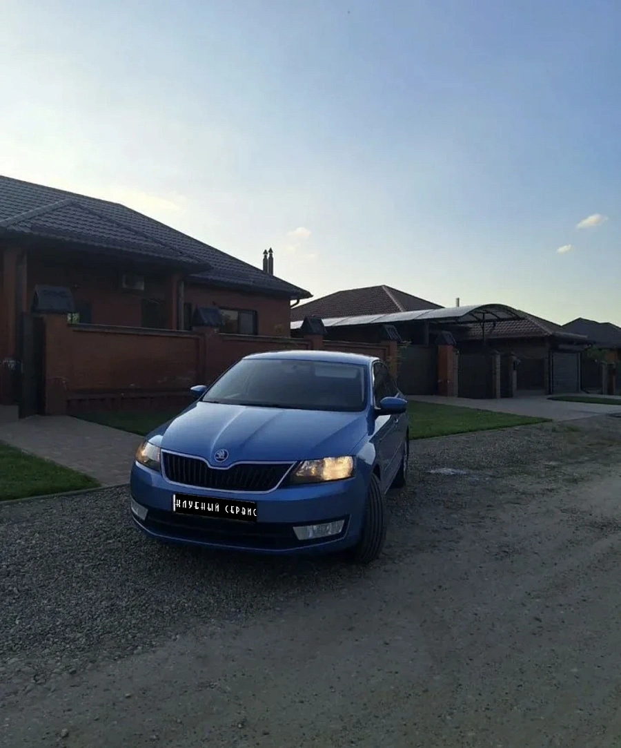 Skoda Rapid, 2015г., передний привод, робот