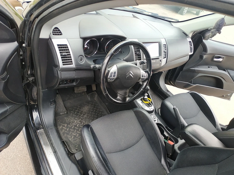 Citroen C-Crosser, 2010г., полный привод, робот