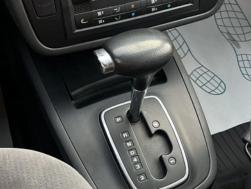 Volkswagen Sharan, 2003г, передний привод, автомат
