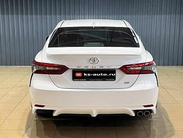 Toyota Camry, 2020г, передний привод, автомат