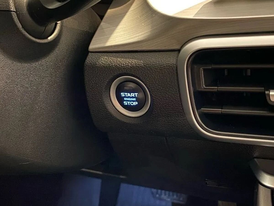 Geely , 2022г., передний привод, автомат