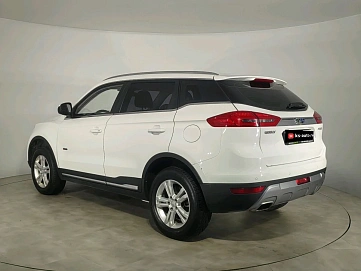 Geely Atlas, 2019г, передний привод, автомат