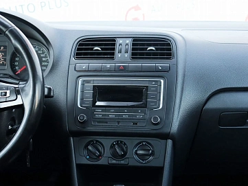 Volkswagen Polo, 2019г, передний привод, автомат