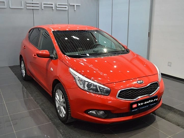 Kia Ceed, 2013г., передний привод, автомат