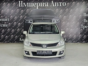Nissan Tiida, 2008г, передний привод, автомат
