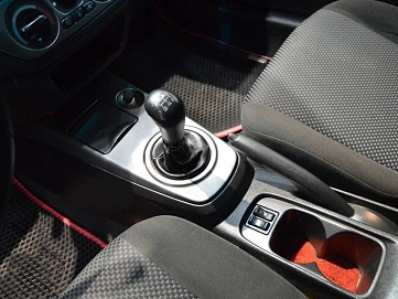 Mitsubishi Lancer, 2005г, передний привод, механика