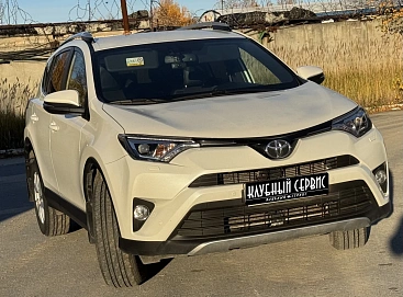 Toyota RAV4, 2016г, полный привод, вариатор