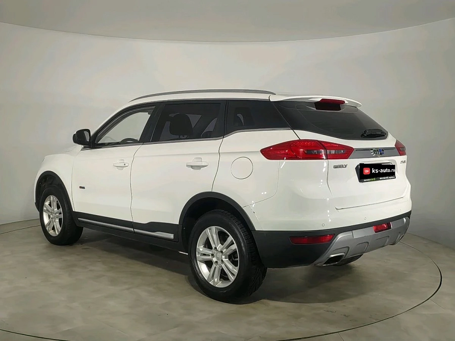 Geely Atlas, 2019г., передний привод, автомат