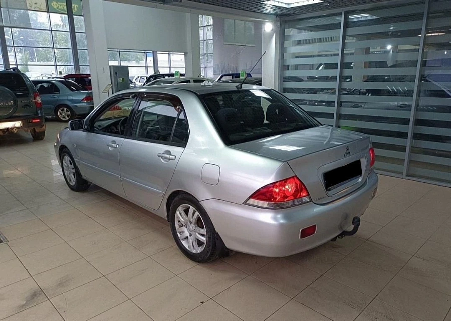 Mitsubishi Lancer, 2007г., передний привод, механика