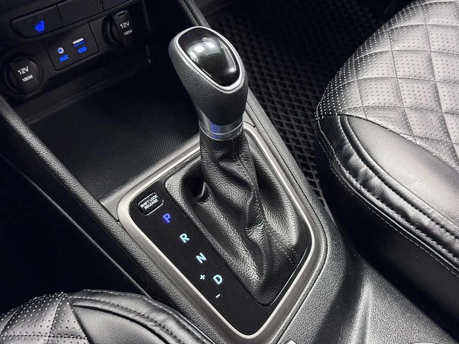 Hyundai Solaris, 2017г., передний привод, автомат