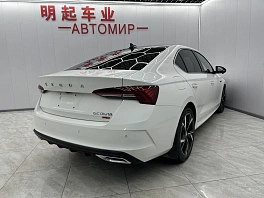 Skoda Octavia, 2022г, передний привод, робот
