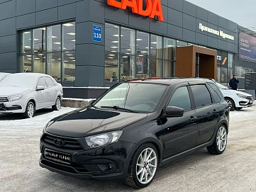 Lada (ВАЗ) , 2023г., передний привод, механика