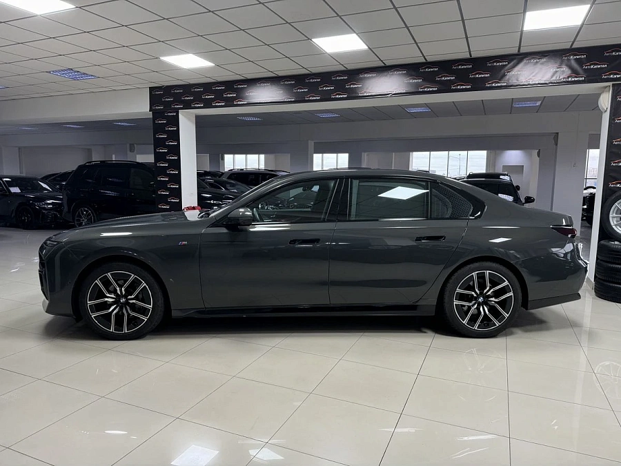 BMW , 2023г., полный привод, автомат