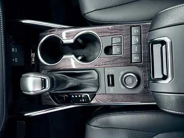 Toyota Highlander, 2025г, полный привод, автомат