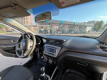 Kia Rio, 2012г., передний привод, механика