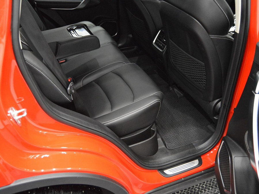 Geely Atlas Pro, 2021г., полный привод, робот