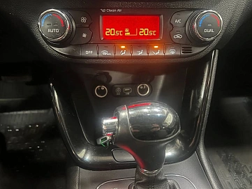 Kia Ceed, 2015г, передний привод, робот