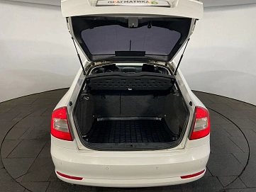 Skoda Octavia, 2012г, передний привод, механика