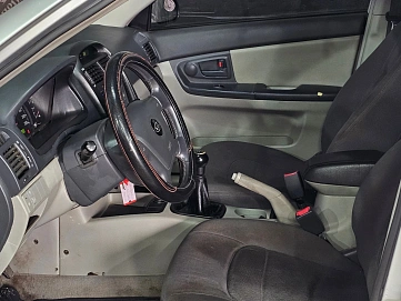 Kia Cerato, 2006г, передний привод, механика