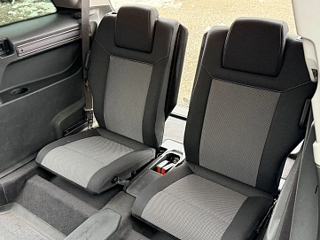 Opel Zafira, 2013г, передний привод, механика