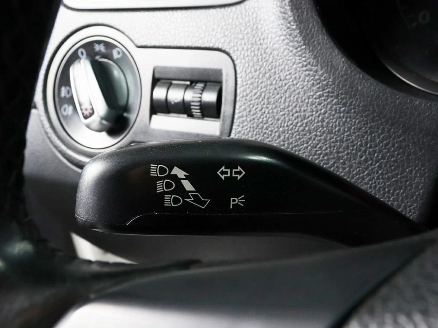 Volkswagen Polo, 2012г., передний привод, автомат